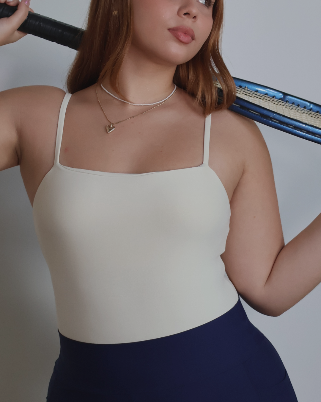 Frente da Blusa Frida &mdash; caimento que modela o corpo